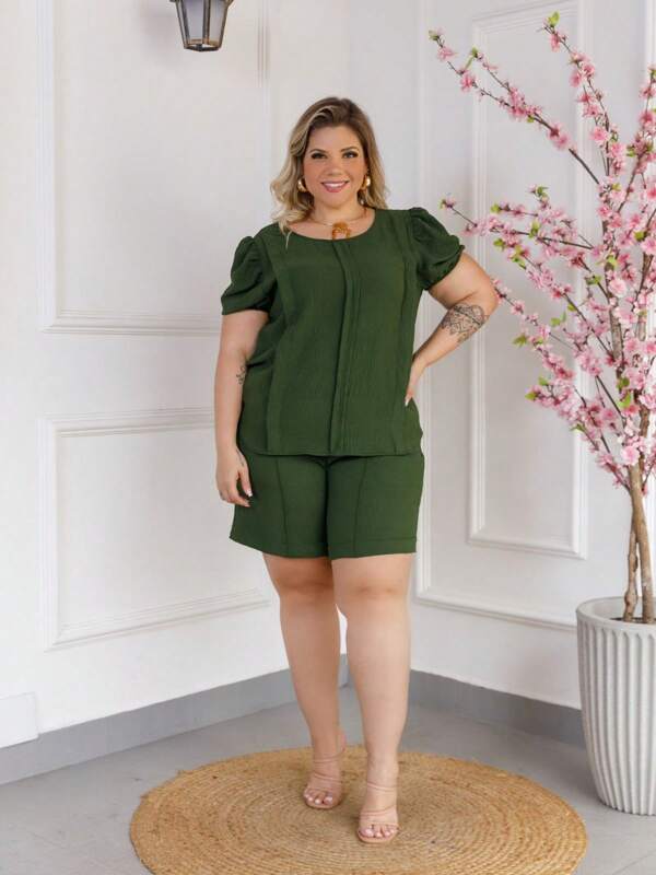 Conjunto Feminino Plus Size Blusa e Short Moderno e Confortavel